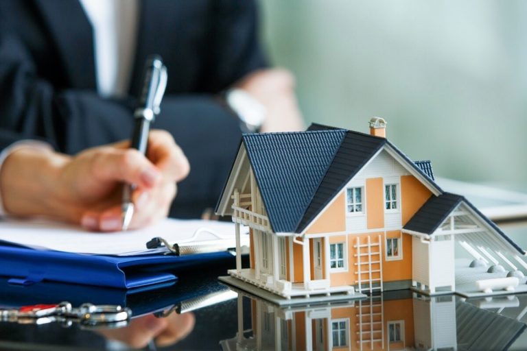 Picture for article Insurance for Home Improvement Contractors: Essential Guide